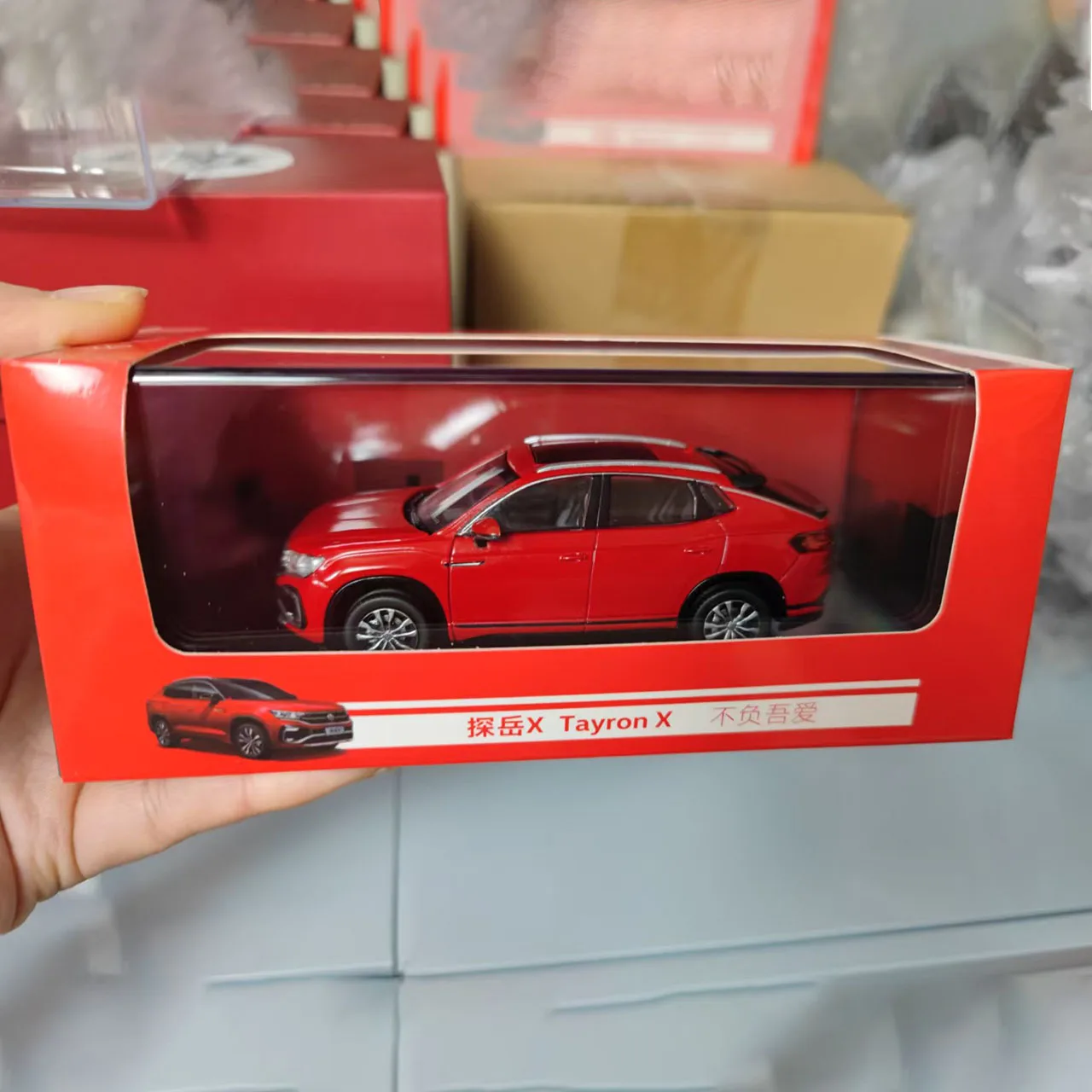 

1/43 Scale VW "Tan Yue"X Tayron X Resin Car Model