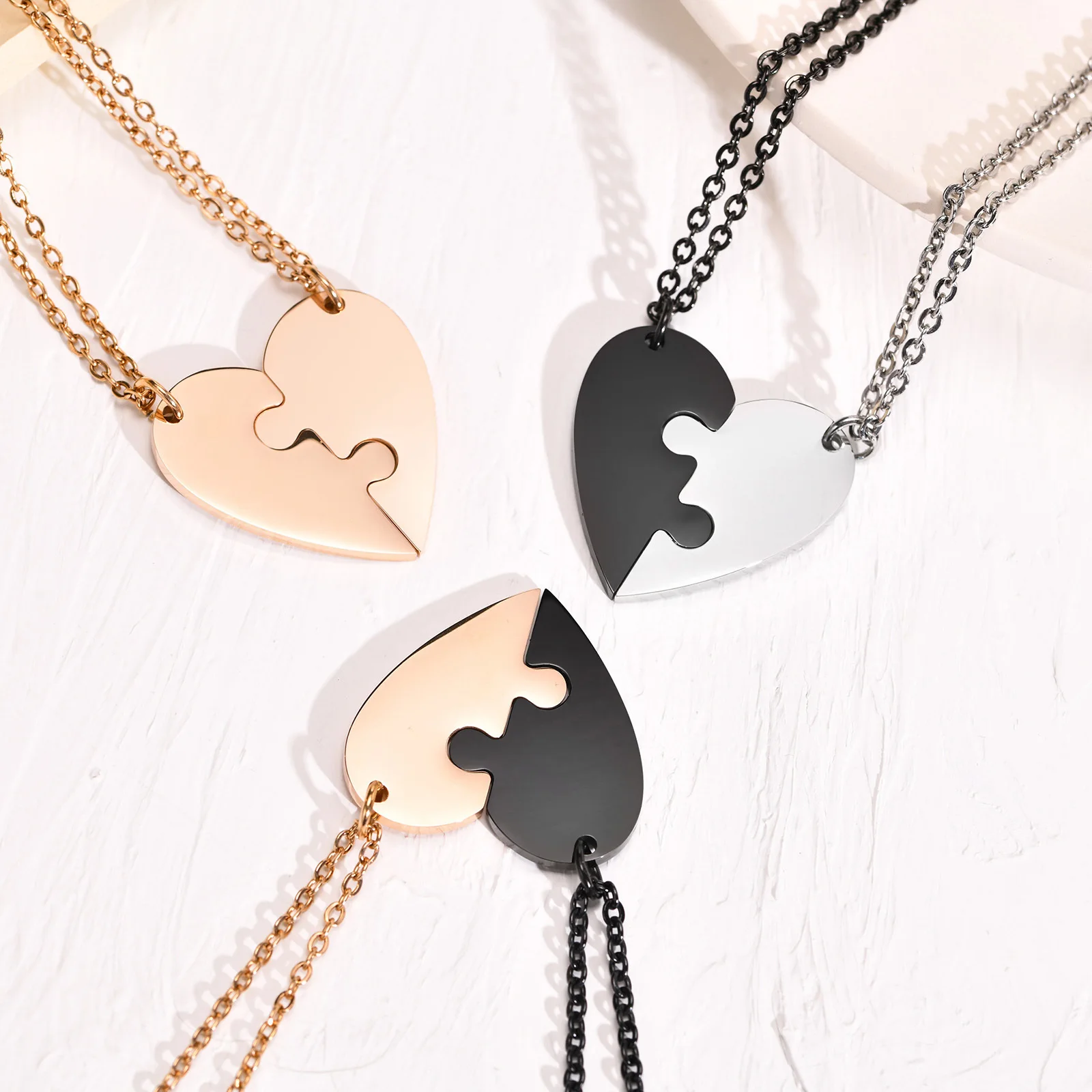 Vnox BFF Friendship Necklaces for 2 Best Friends Gifts, Custom Engrave Couple Heart Love Forever Pendant BFF Necklaces Set