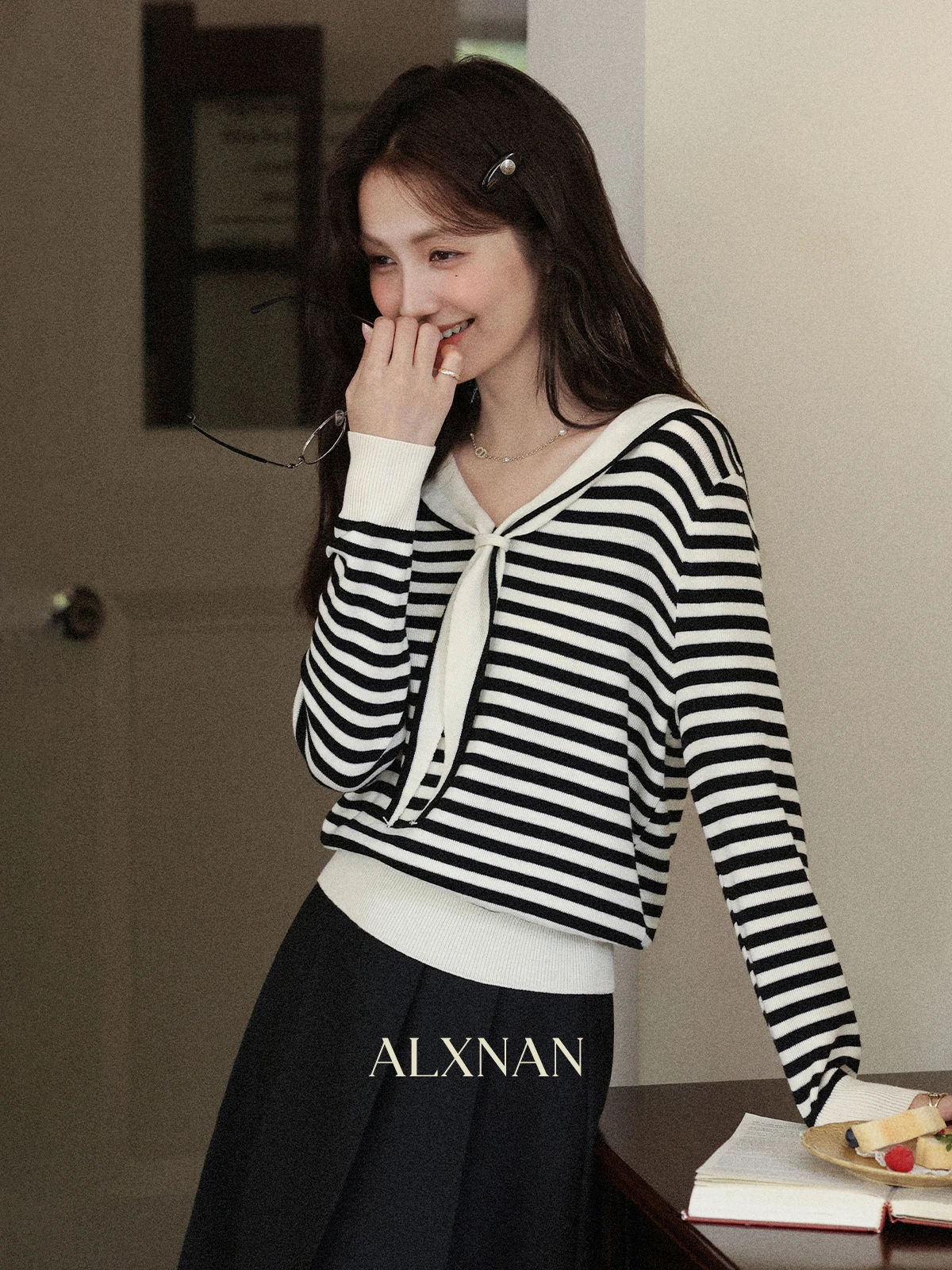 

Slimming Effect Naval Collar Striped Knitwear Long Sve Women's Sle Autumn New Arrival Faionable Korean Version Crew Ne