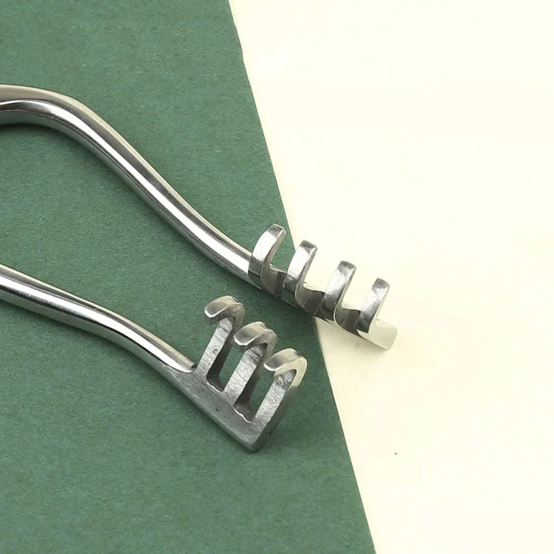 Multi-Hook Expander Animal Spreader chiusura automatica 13 cm16cm divaricatore Bone Mastoid divaricatore