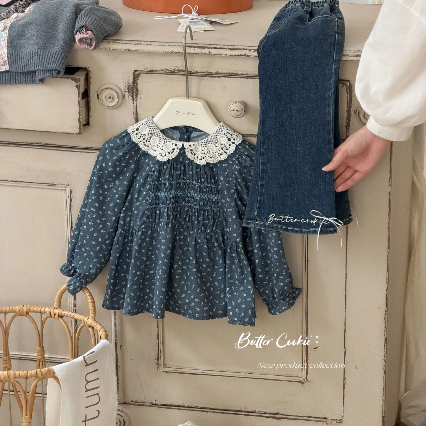 Girls' Fashion Korean Floral Children's Clothing Doll Shirt 2026 Autumn New Doll Casual Round Neck Long Sleeved Shirt