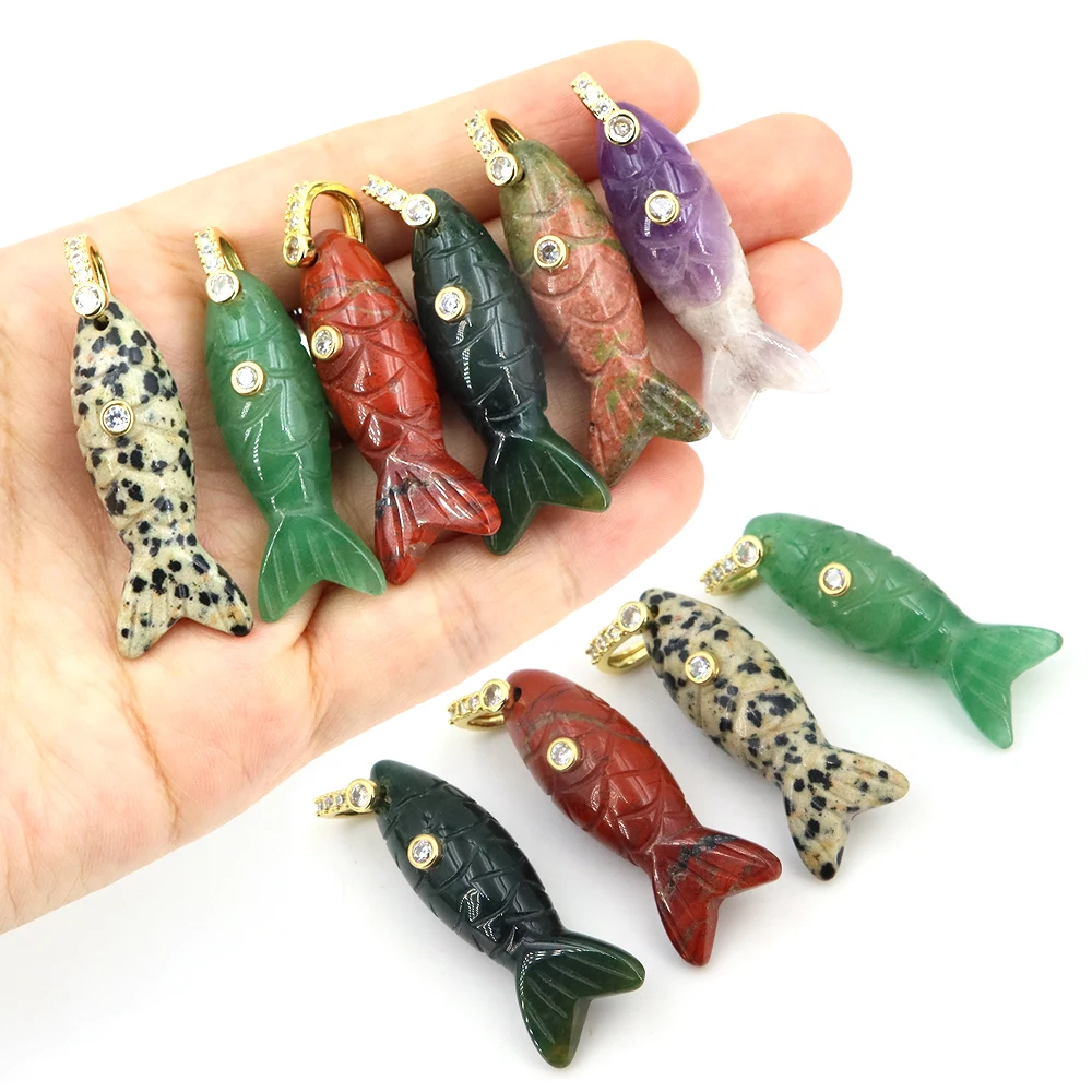 Pendentif Poisson Carpe en Pierres Naturelles et Cristaux avec Zircon, Pierre Gemme Sculptée, Petit Poisson pour la Fabrication de Bijoux DIY, Accessoires, Cadeau