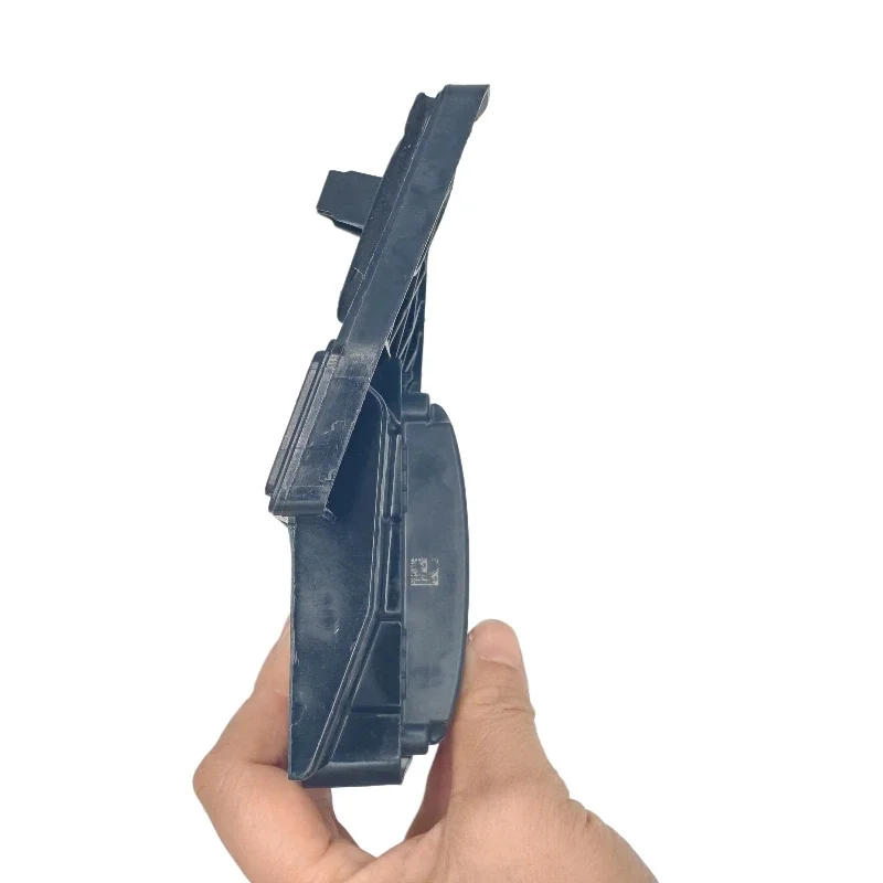 JL1T-14D599-AD suitable for the blind spot module sensor of the Mondeo Edge Focus and Taurus for reversing JL1T14D599AD 1PCS