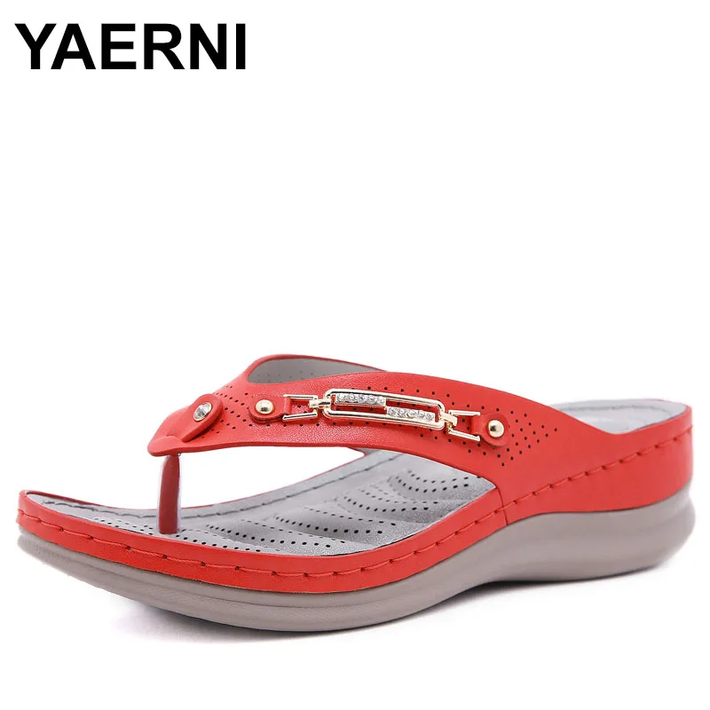 

2025 Women's Slippers Summer Fashion Metal Button Slides Shoes Wedge Beach Sandals Women Outside Platform Leisure Flip Flops