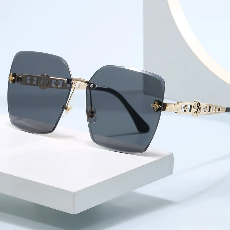 

2025 Modern Rimless Polarized UV400 Sunglasses Women's Luxury Minimalist Urban Chic Viral Fashion Shades