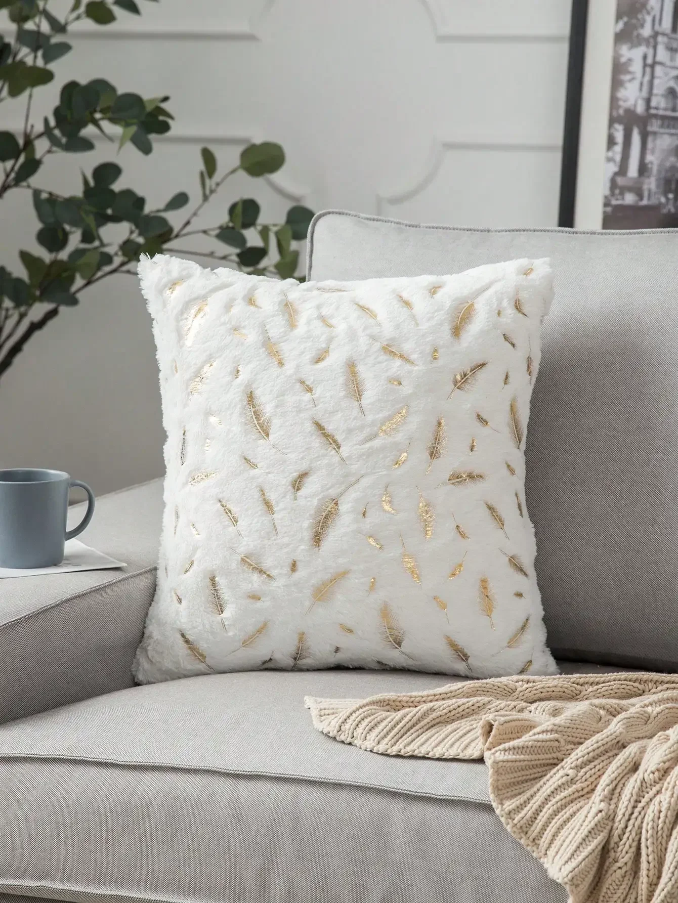 

1pcs Gold Foil Feather Cushion Cover 45x45CM Polyester Beige Throw Pillow Cover Decorative Home Cushion for Sofa Bed Pillowcase