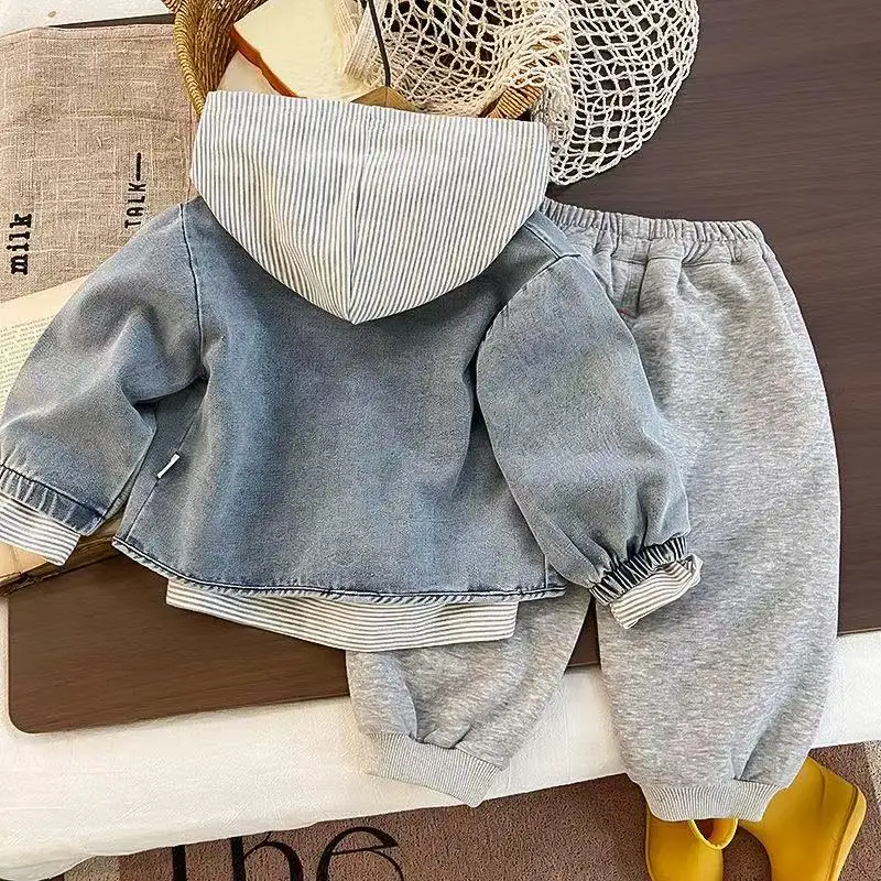 

2025 New Boys Baby Clothes Set Spring and Autumn Children's Casual Denim Coat+Hoodie+Jeans Three-Piece Set 80-120cm