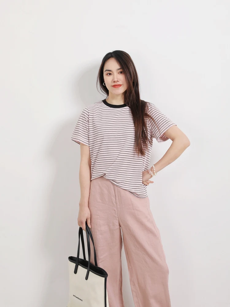 

Comfortable Breathable Loose Women's T-irt Striped round Ne ort Sve Korean Sle Commute Faion Slimming Effect