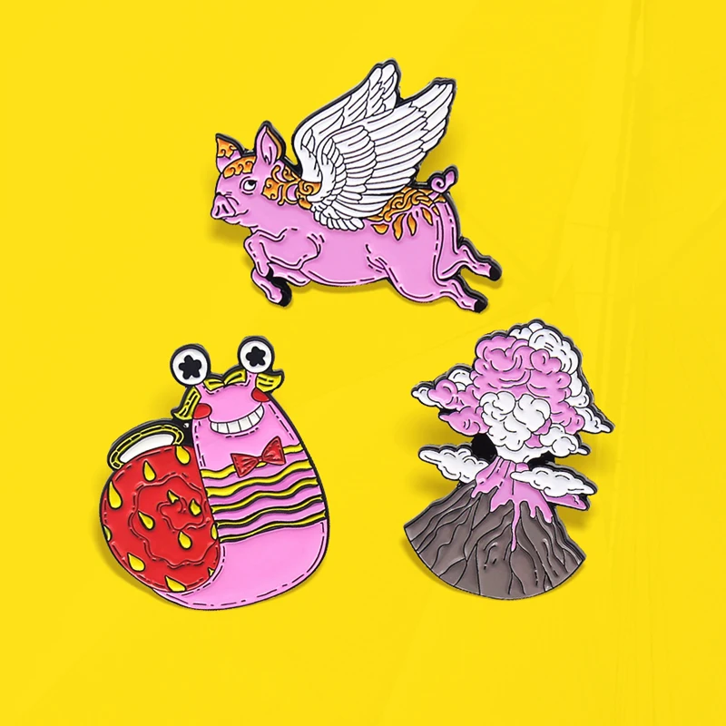 Esmalte Pins Badge para crianças, Porco Volcano Cloud, Jóias dos desenhos animados, Anjo Caracol, Porco Voador, Presente Atacado