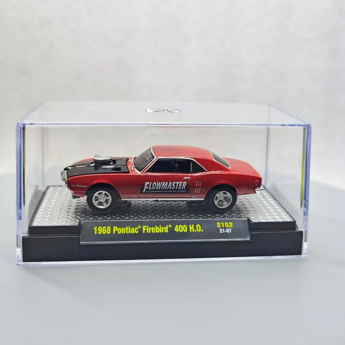 M2 Machines 1/64 1968 Pontiac Firebird 400 H.O. Flowmaster Die-cast alloy car model collection display child gift