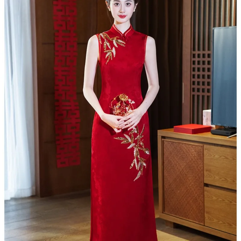 

New Chinese-style red cheongsam toasting banquet shawl