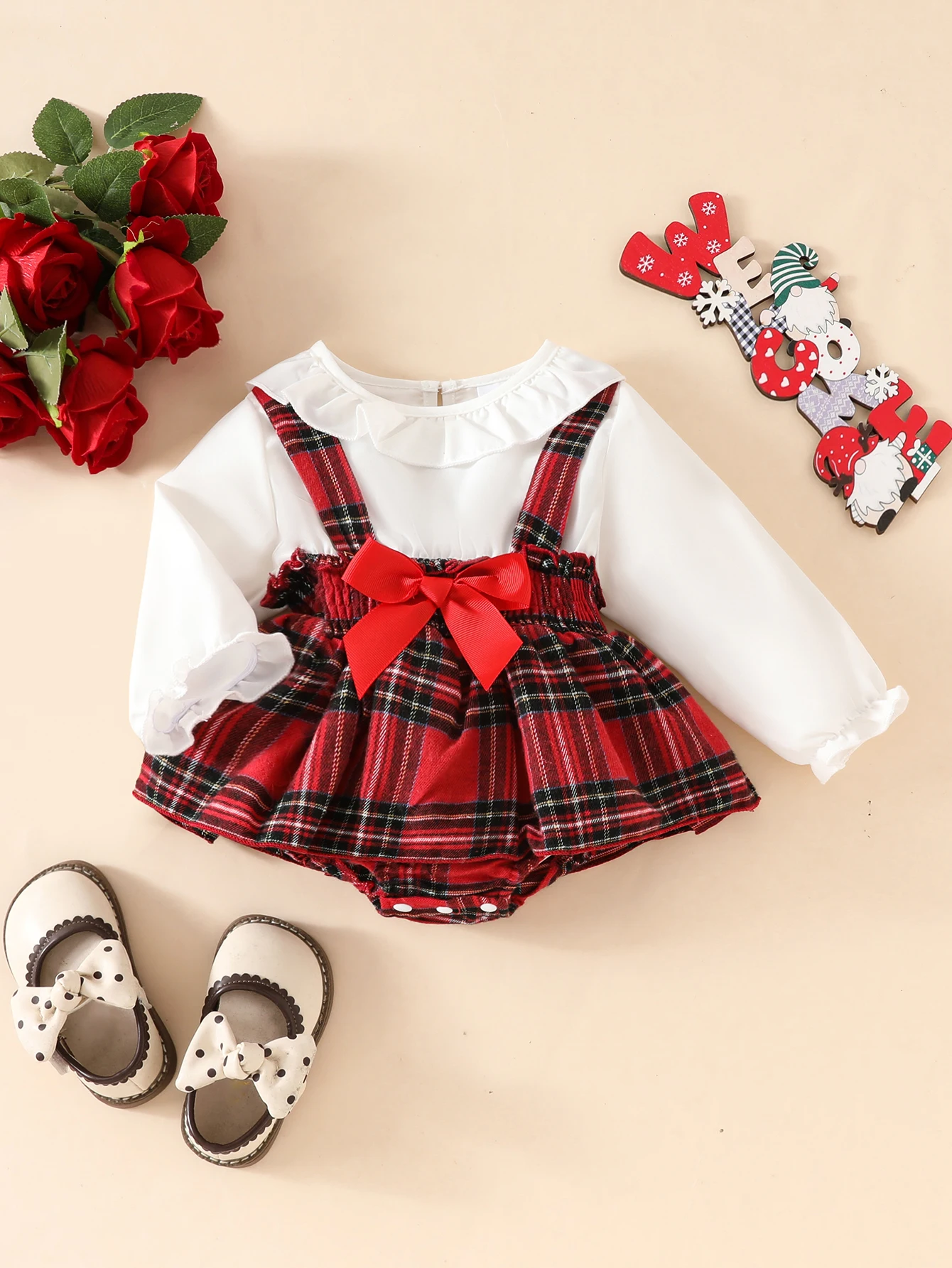 2024 Cute College Style Red Plaid Bow Fake Two-Piece One-Piece Triangle Harness Casual Daily Autumn Romper