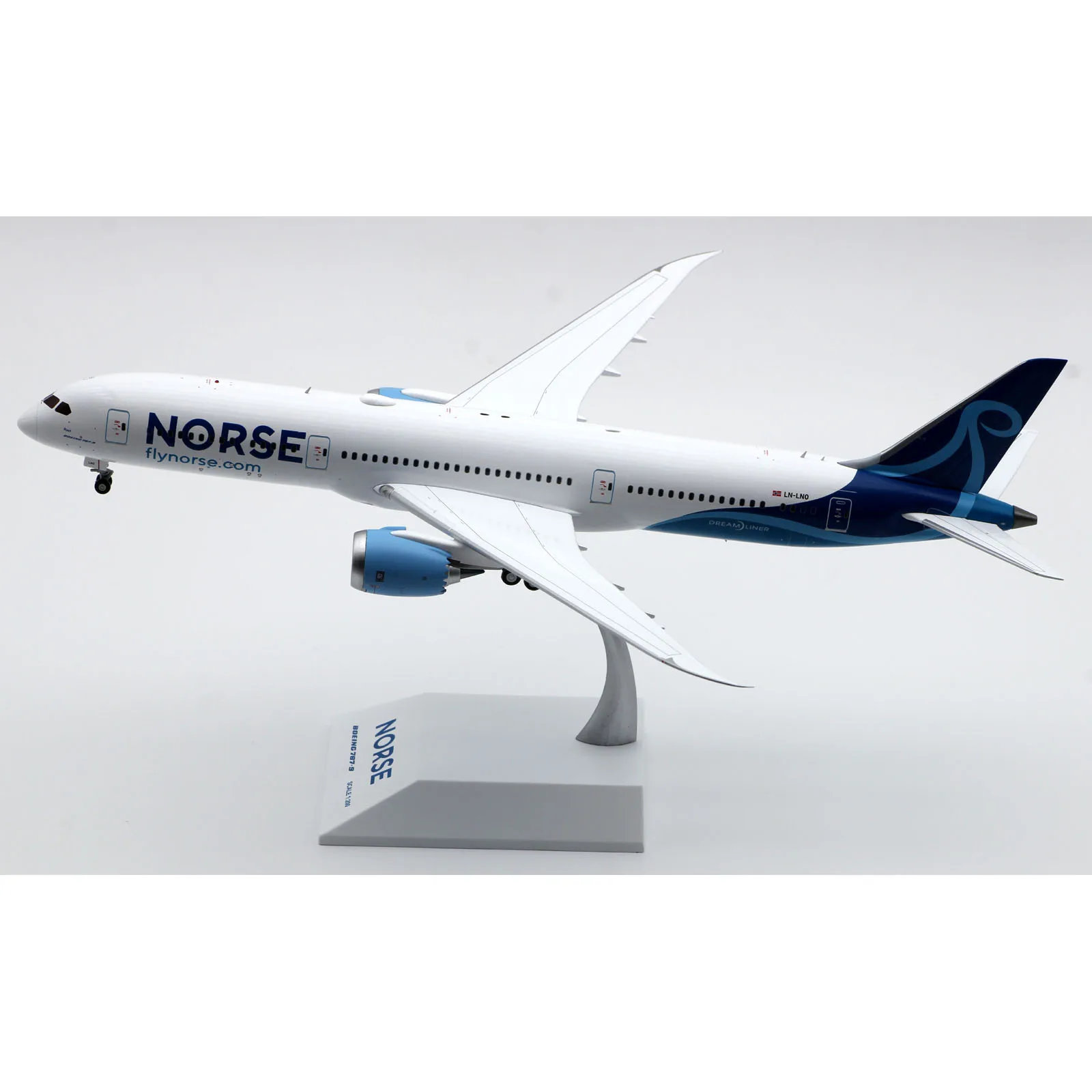 LH2339 Alloy Collectible Plane Gift JC Wings 1:200 Norse Atlantic Airways Dreamliner Boeing 787-9 Diecast Aircraft Model LN-LNO