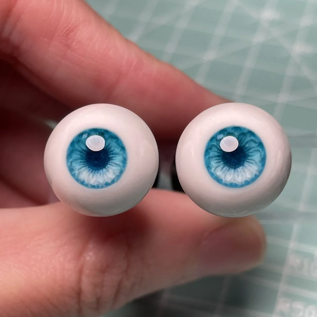 

14mm SD/MSD/OB11 Saft Eyes,1/4 1/3 1/6 BJD Doll Plaster Eyeball Purple Blue "Flower“ 1 Pair