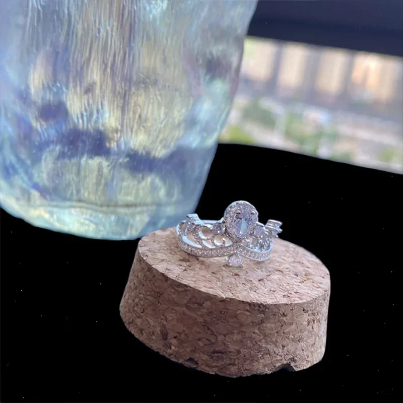 MDL Moissanit1 نمط الأصلي الحلو الأميرة تألق خاتم الزواج 18K مطلية بالذهب تاج الدانتيل نمط خواتم الشعور العالي