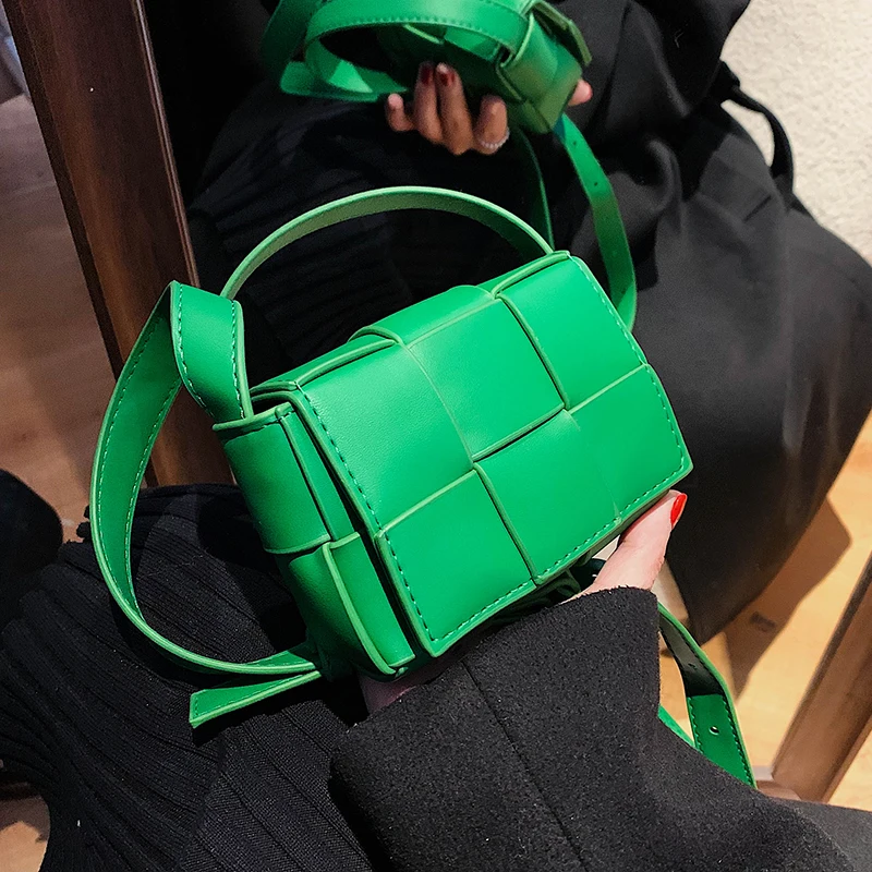 New 2023 Weave Handbag Luxury Leather Flap Woven Bag Pack Women Small Shoulder Purse Hasp Bags Chest Ladies Waist Pack Brand