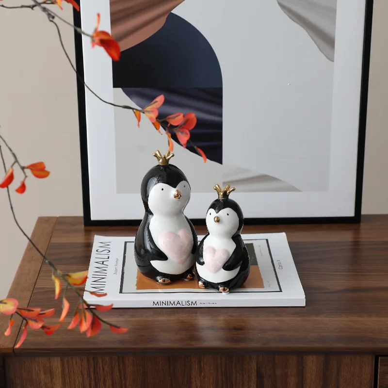 Modern ins style hand-painted love penguin ceramic ornaments, home TV cabinets, creative decorations
