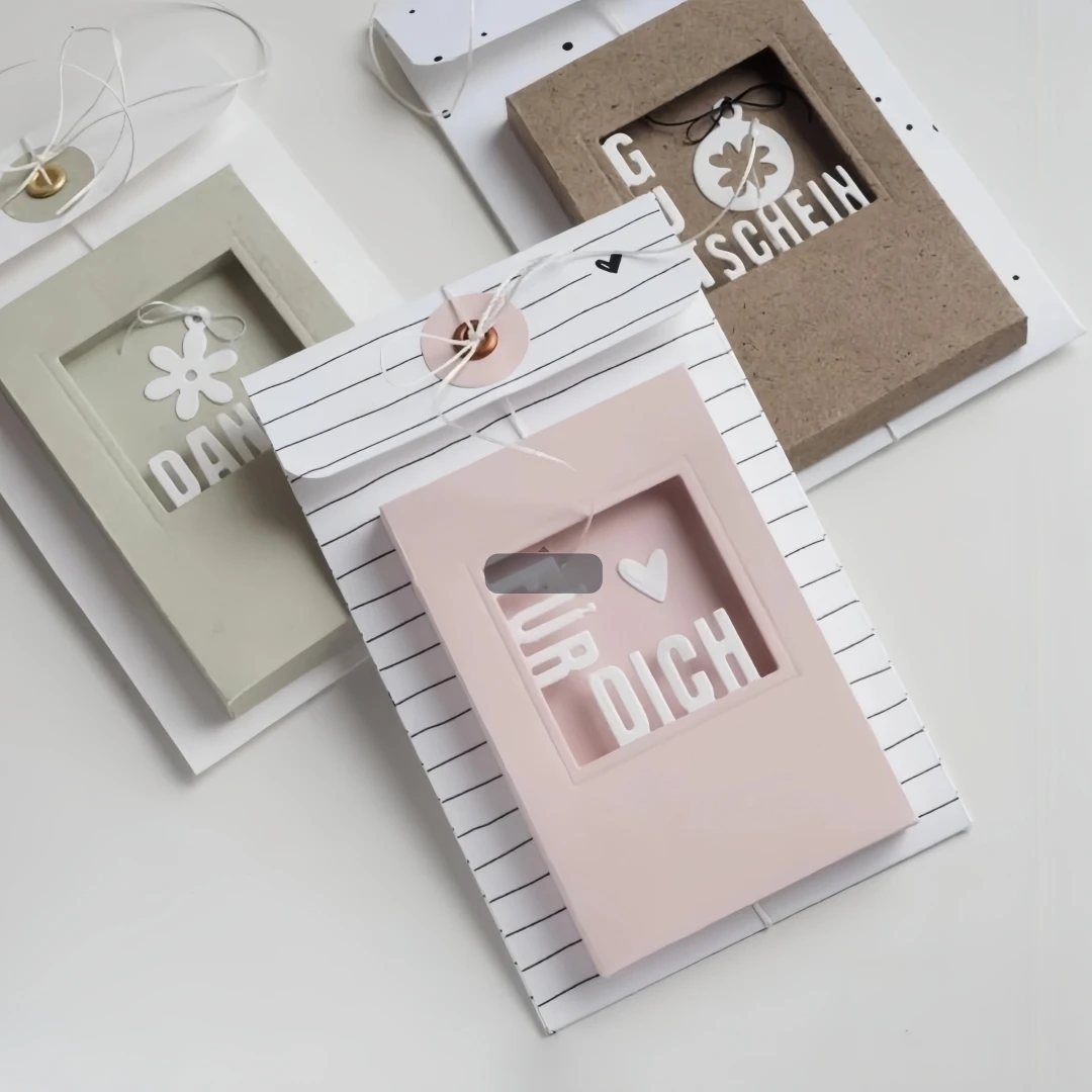 3D 2-Piece Small Gift Box & German 