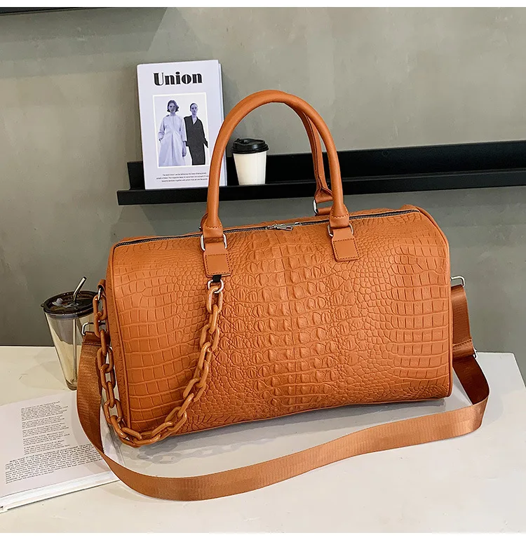 Fashion crocodile Design High Quality PU Gym Fitness Luggage Handbag For Women Large Capacity Male Weekend Travel Duffle