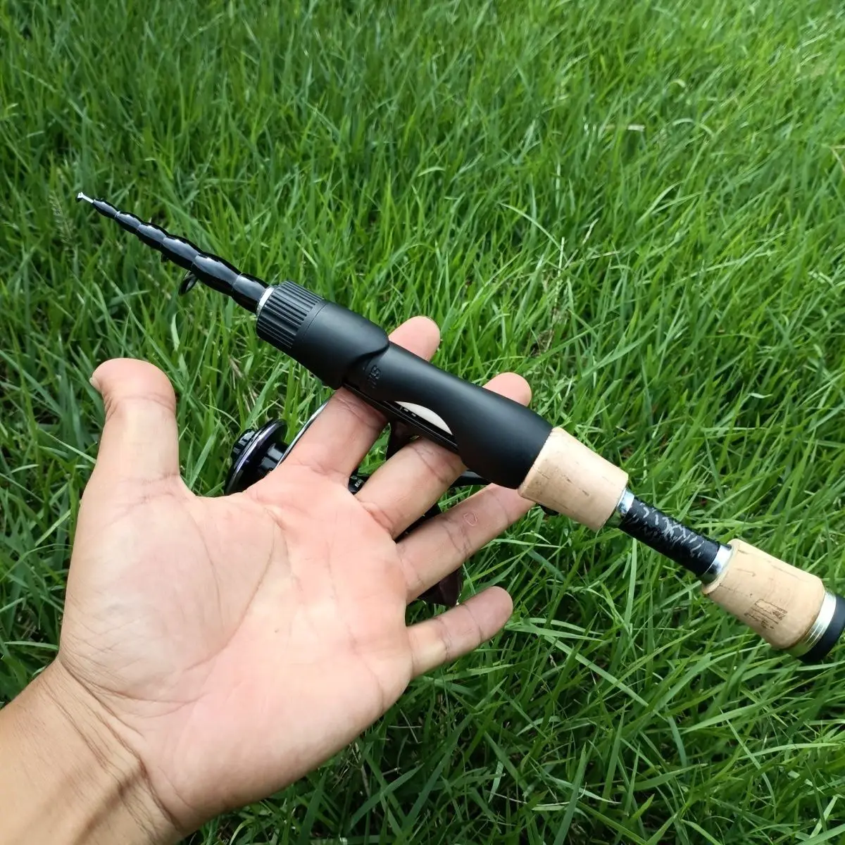 قصبة صيد محمولة فائقة القصر قابلة للطي بطول 30 سم مع تعديل سريع ومقبض مستقيم متعدد الاستخدامات مصنوعة من الزجاج والفولاذ