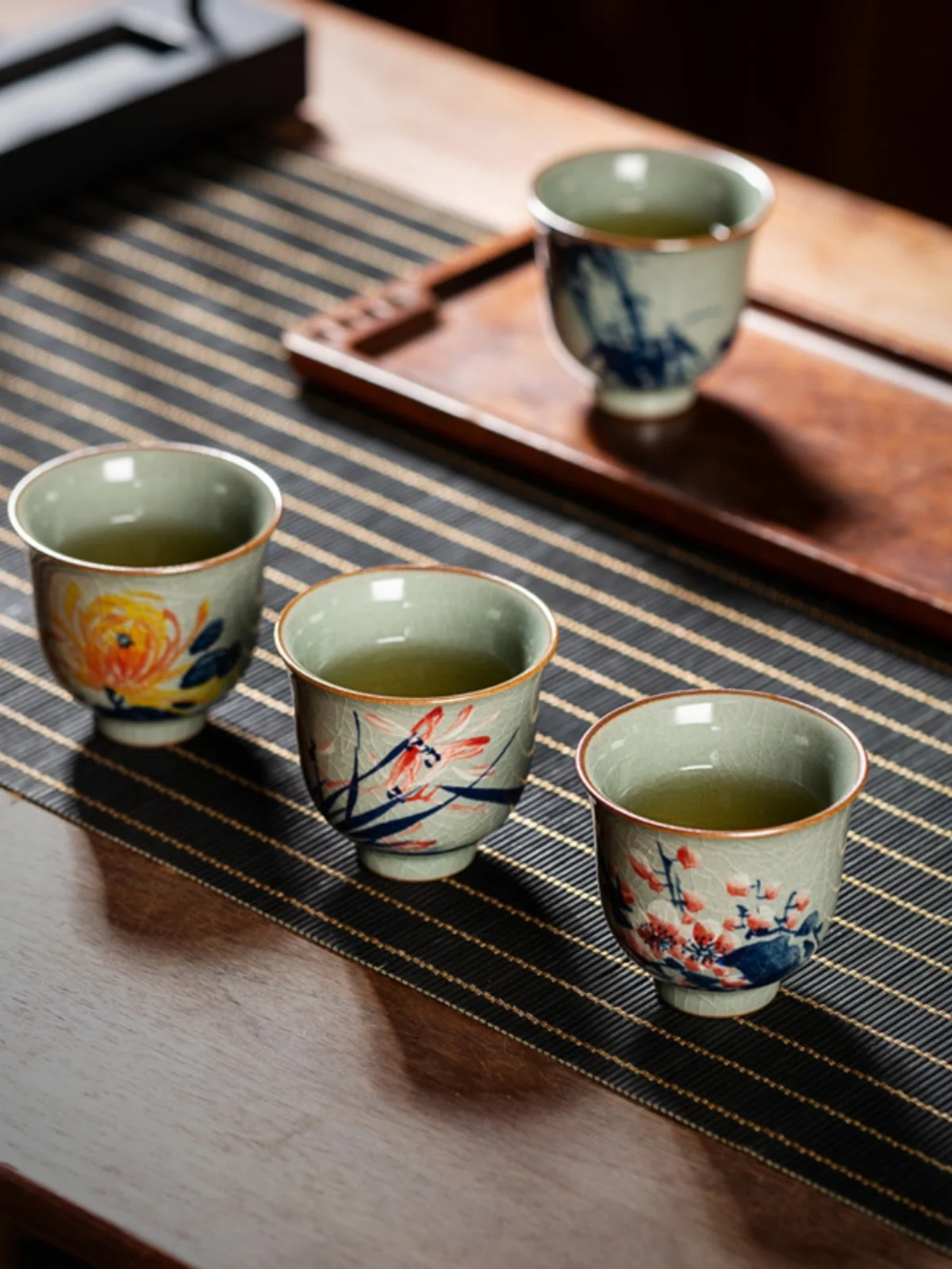 

Hand-Painted Cerc Tea Cup Small Size Jasmine Plum Bamboo Cysanthemum Design Retro Tea Set Piece for Serving And Drinking