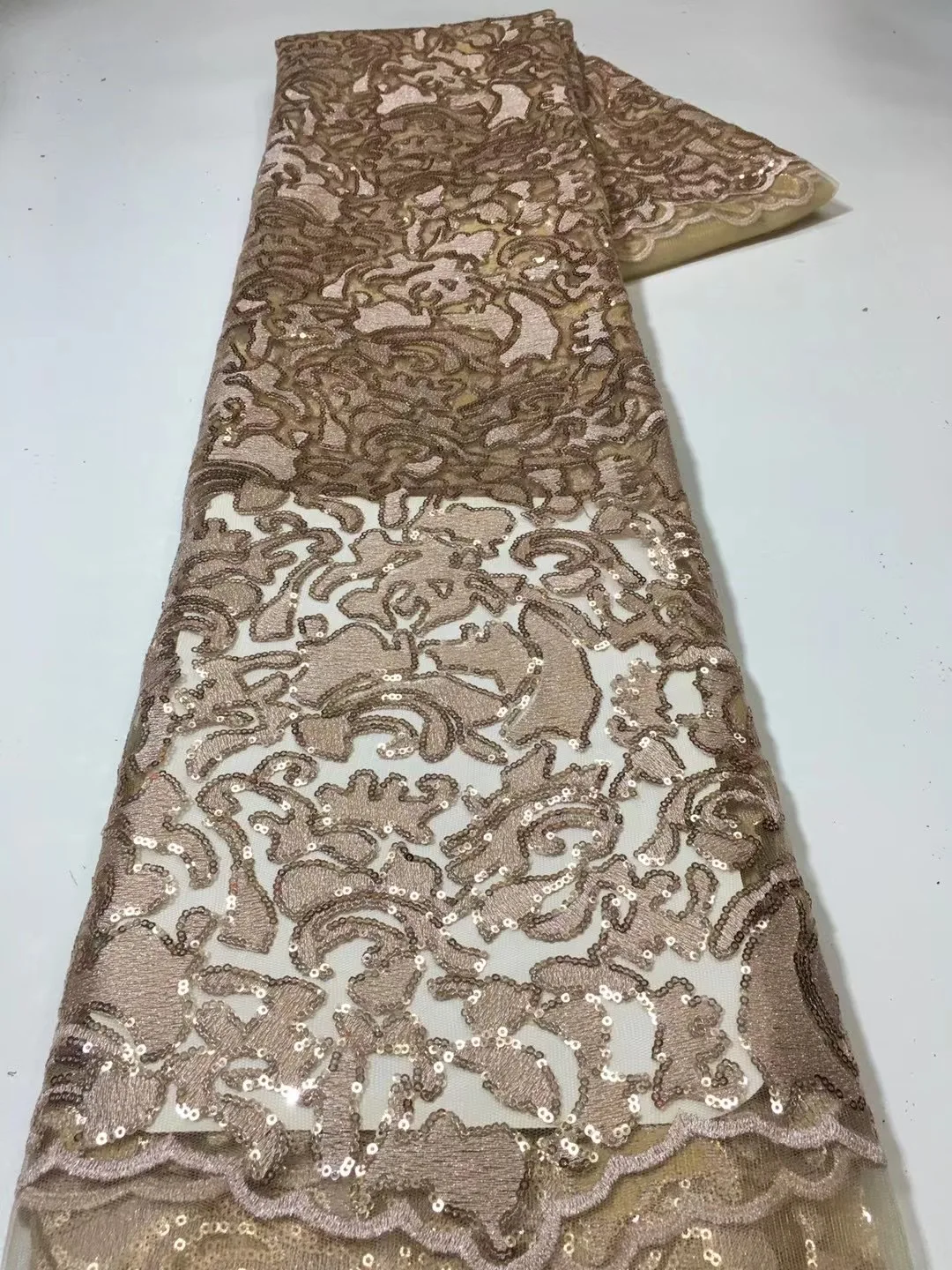 

Latest Gold Lace Fabric 2023 High Quality African Sequin Lace Fabric French Lace Wedding Fabric Nigerian Lace Fabric PHD21199