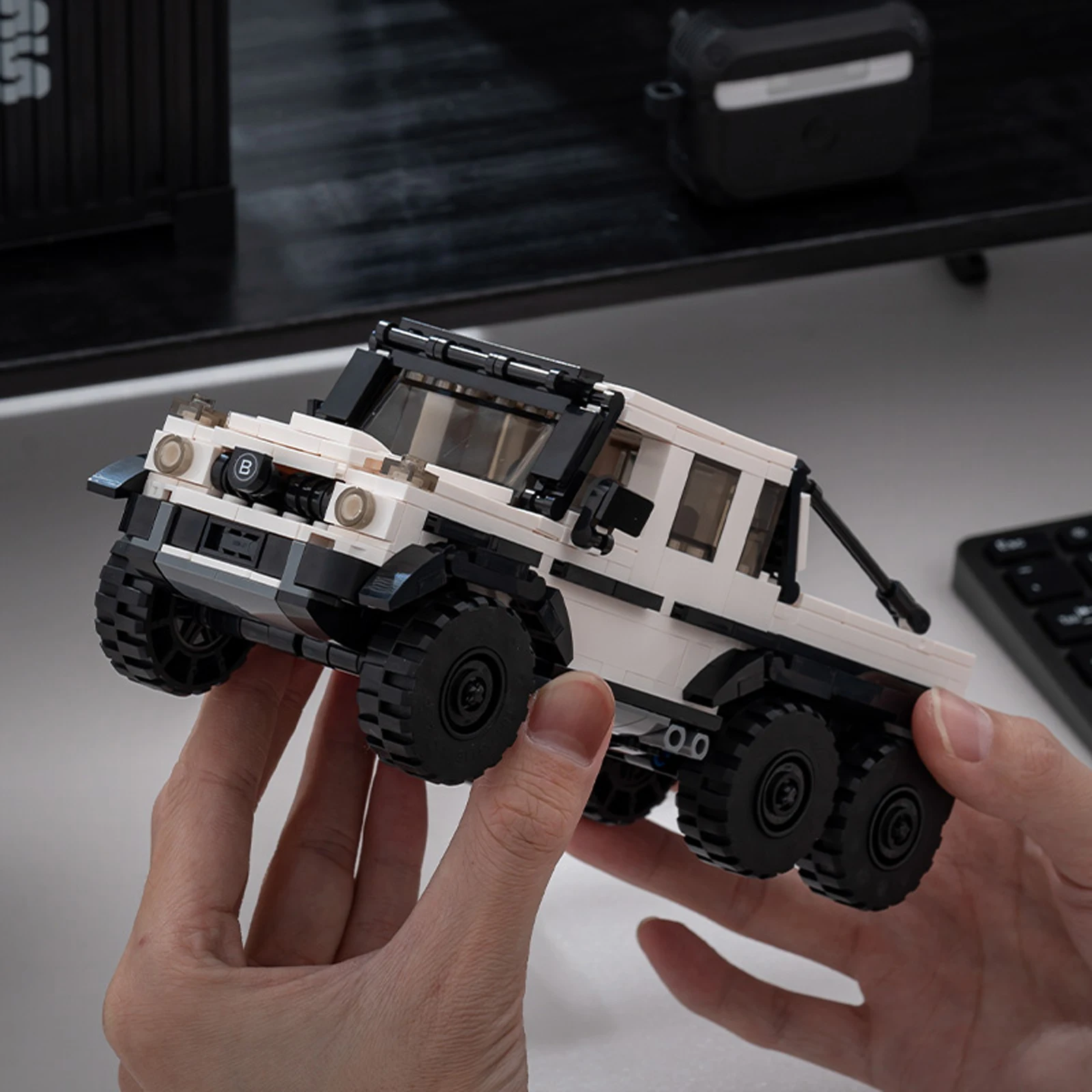 PB8811 G-63 8 مسمار نموذج مركبة 581 قطعة بنة مجموعة تجميع بنة نماذج لتقوم بها بنفسك اللعب هدايا عيد الميلاد