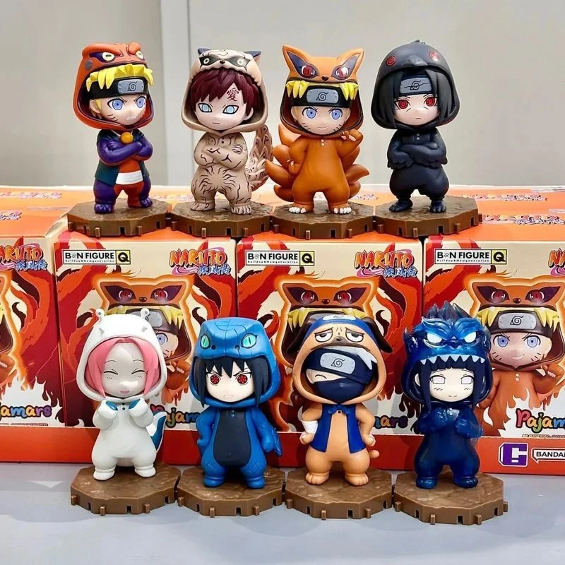 Bandai Naruto Bnfigureq Pajamars Serie Kakashi Sasuke Sakura Doll Scatola misteriosa Ornamenti da scrivania Modello giocattolo Regalo da collezione