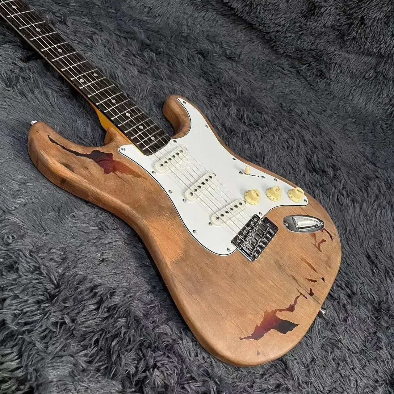 

Free Shipping Flash Purchase Classic Performance Electric Guitar Super Retro Rosewood Fingerboard Material Accessories Upgrade