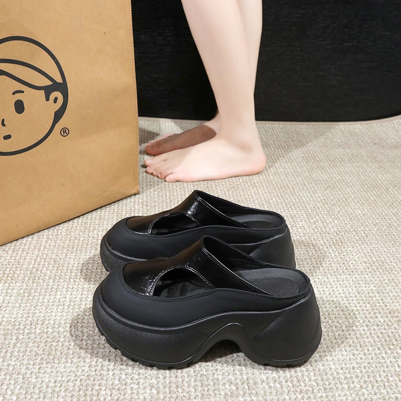 2026 Thick-soled Women's Sandals New Style High Quality Leather One-button Roman Women's Sandals Height-increasing Beach Shoes