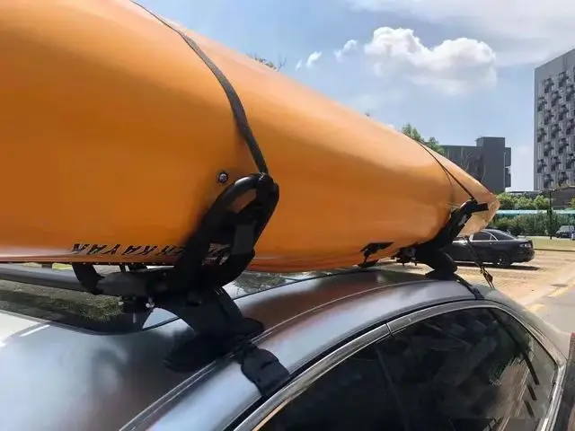 Rak Atap Mobil Untuk Kano Papan Selancar Kayak