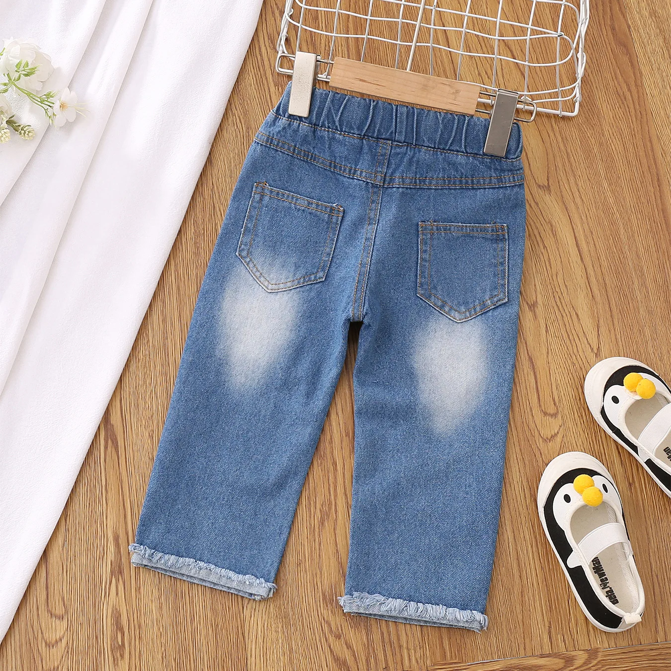 Mädchen Jeans Kinder Junge Hose Frühling Herbst 2023 neue Mode Kinder gebrochenes Loch Hose 3 4 5 7 Jahre Kleinkind Jeans hose