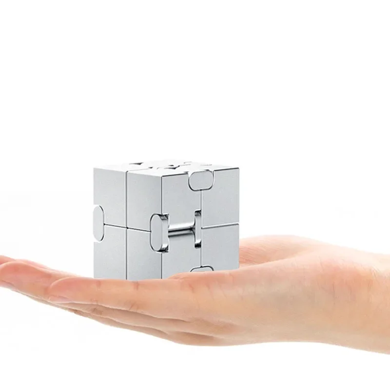 Alloy Infinity Cube para Stress Relief, Brinquedos Educativos Portáteis, Decompress Toys para Crianças e Adultos, Presente de Natal