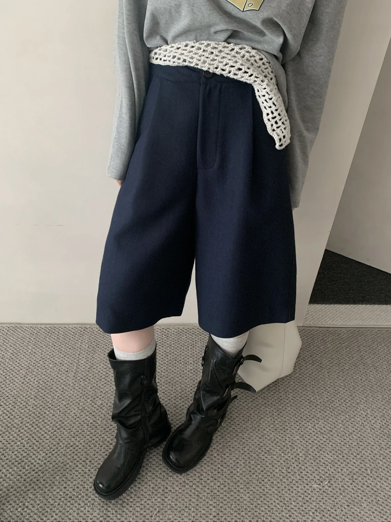 

High Waist Comfortable Wide Leg Five-Point Pants Women's Casual Loose Fit Faionable Autumn Season Ladies' Premium Sensation