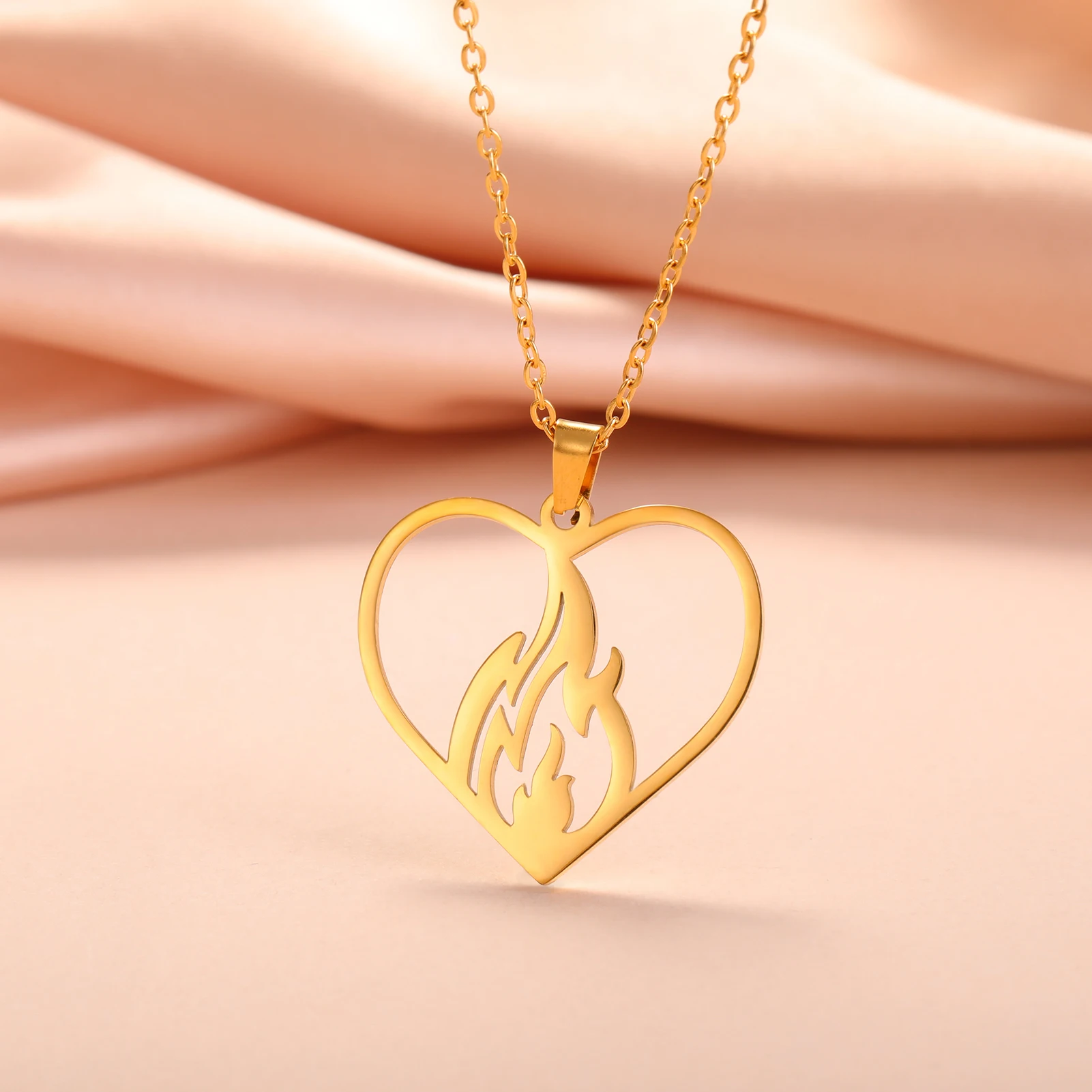 Stainless Steel Hearts On Fire Necklace Burning Flame Forever Love Pendant Necklaces For Women Birthday Anniversary Jewelry Gift