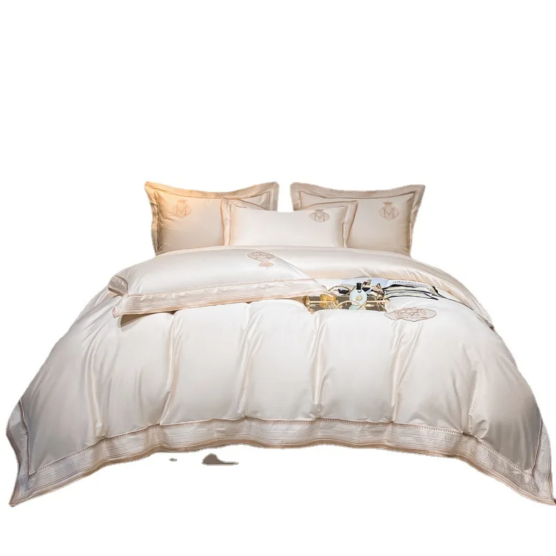 100 light luxury double-stranded horse cotton four-piece set 100 cotton bed sheet quilt cover hotel