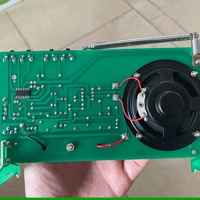 

U55C Практический практический комплект электронного FM-радио «сделай сам» для развития практических навыков работы с для в и