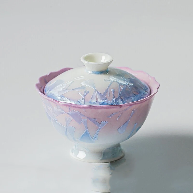 

Ceramic Gradient Purple Flower Edge Tea Bowl with Ceramic Transformation Crystalline Glaze Ercai Lid