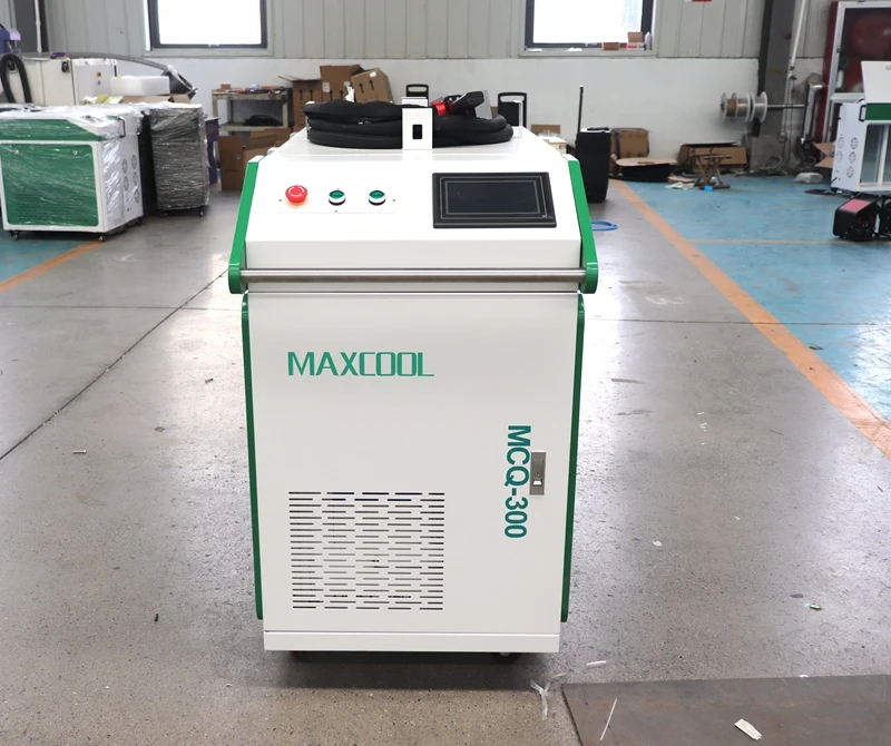 Maxcool 300W JPT Pulse Laser Removal Fiber Laser Cleaning Machine For Wood Varnish Paint Rust Oil