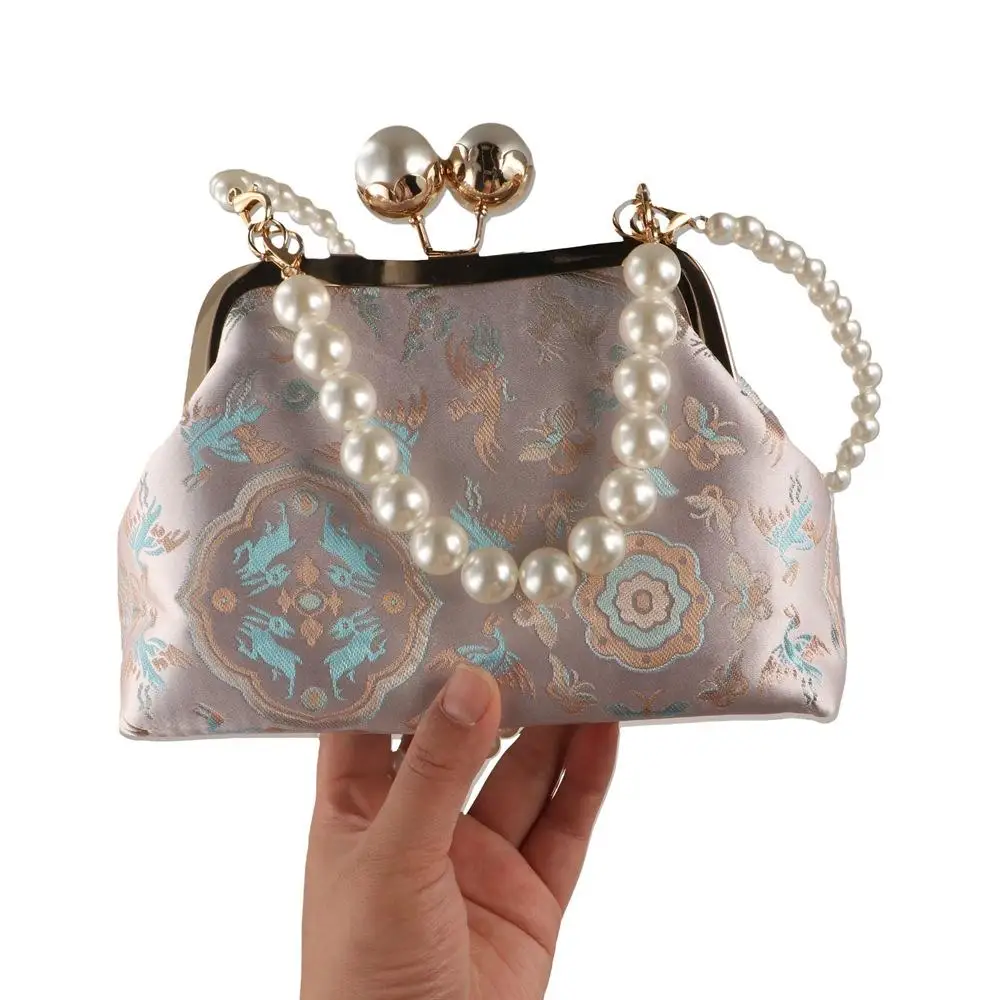 

Retro Pearl Chinese Style Handbag Shoulder Kiss Lock Hanfu Clutch Bag Cheongsam Accessories Elegant Ladies Shell Bag Banquet