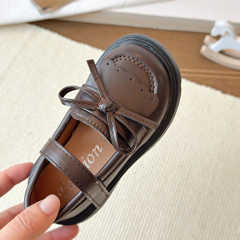Thumbnail 4 - #14 Discounted Childrens Flats Worth Buying