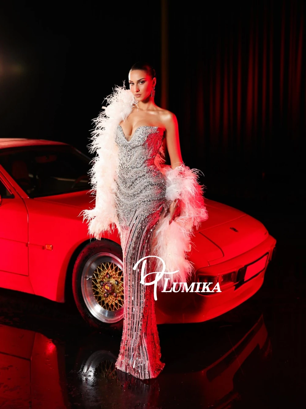 

Exclusive Sweetheart Silver Rhinestone Mermaid Evening Dress Detachable White Ostrich Feather Boa Bodycon Celebrity Prom Gown