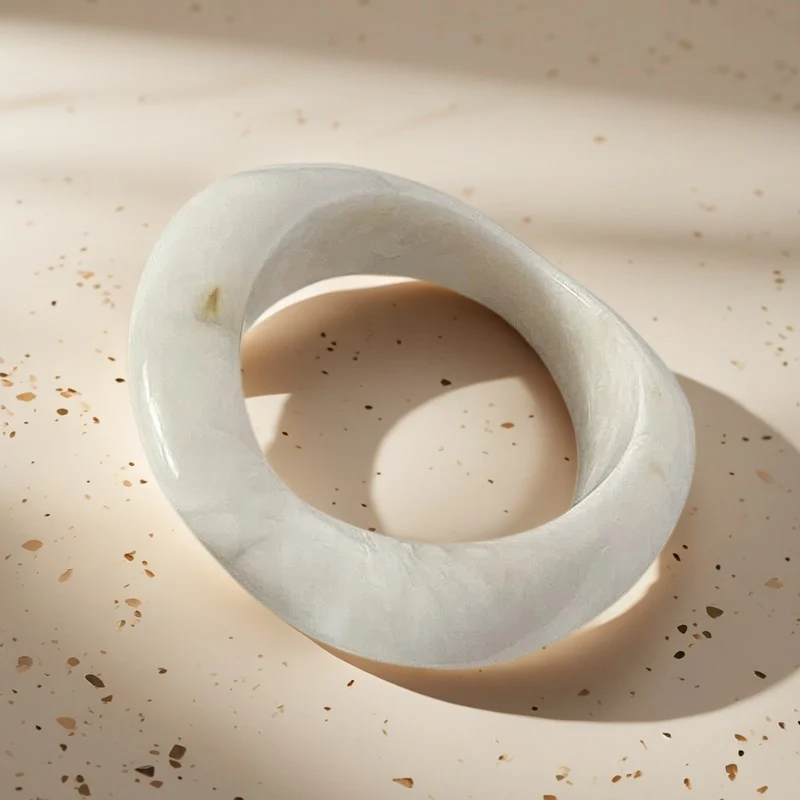 Yuri Ailey Vintage Irregular Resin Bangle For Women Cream White Organic Texture Wide Bracelet Jewelry Gift For Ladies Accessory