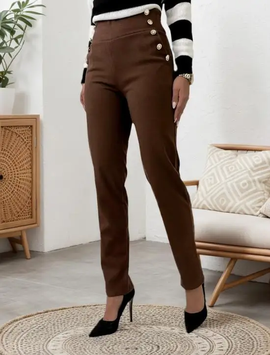 Spodnie damskie 2026 jesień-zima, dopasowane, jednolite, z wysokim stanem, ozdobione guzikami, o kroju ołówkowym, odpowiednie do codziennych dojazdów do pracy.
