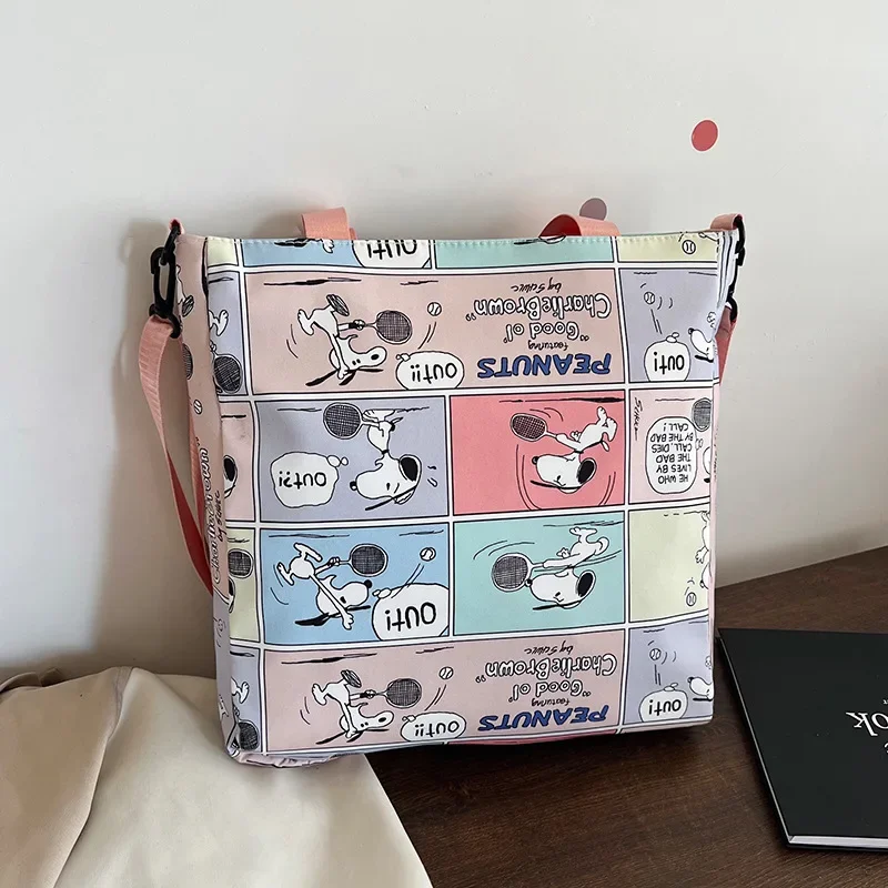 Snoopy Crossbody Bag Canvas Diagonal Shoulder Bags Cartoon Fashion Casual Mobile Phone Bag Women Shopping Handbags Shoulder Bag