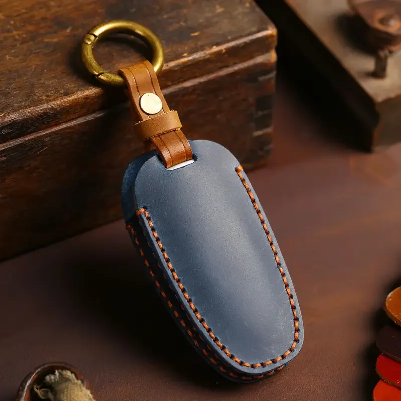 Leather car key case cover for Hyundai Tucson Staria Sonata Hybrid Nexo DN8 NX4 Grand Santa Fe Tucson Ioniq 5 Atos Solaris 2021