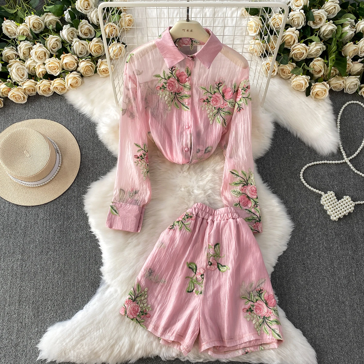 

Female Thin Embroidery 2pcs Sets Lady Elegant Luxury Top Shirts Shorts Outfits Suit Dinner Festival Party Holiday Banquet Outfit