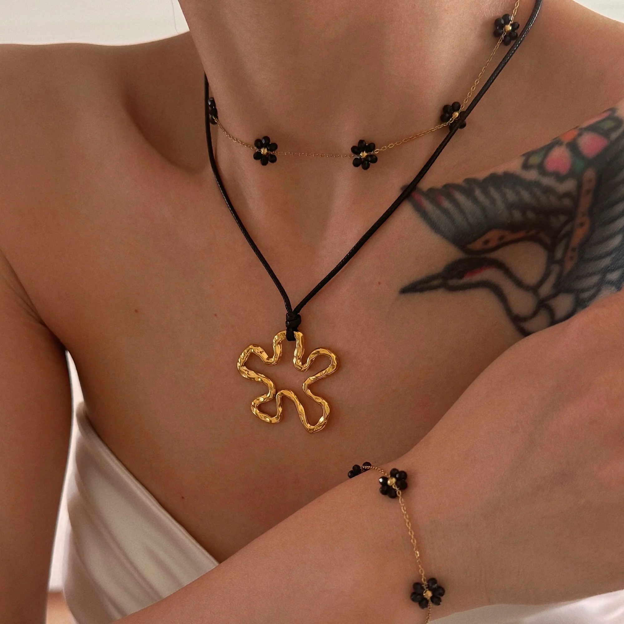 

DASEIN Black Natural Stone Flower Necklace Bracelet Set for Girls 18k Gold Plated Stainless Steel Dainty Waist Chain Anklet