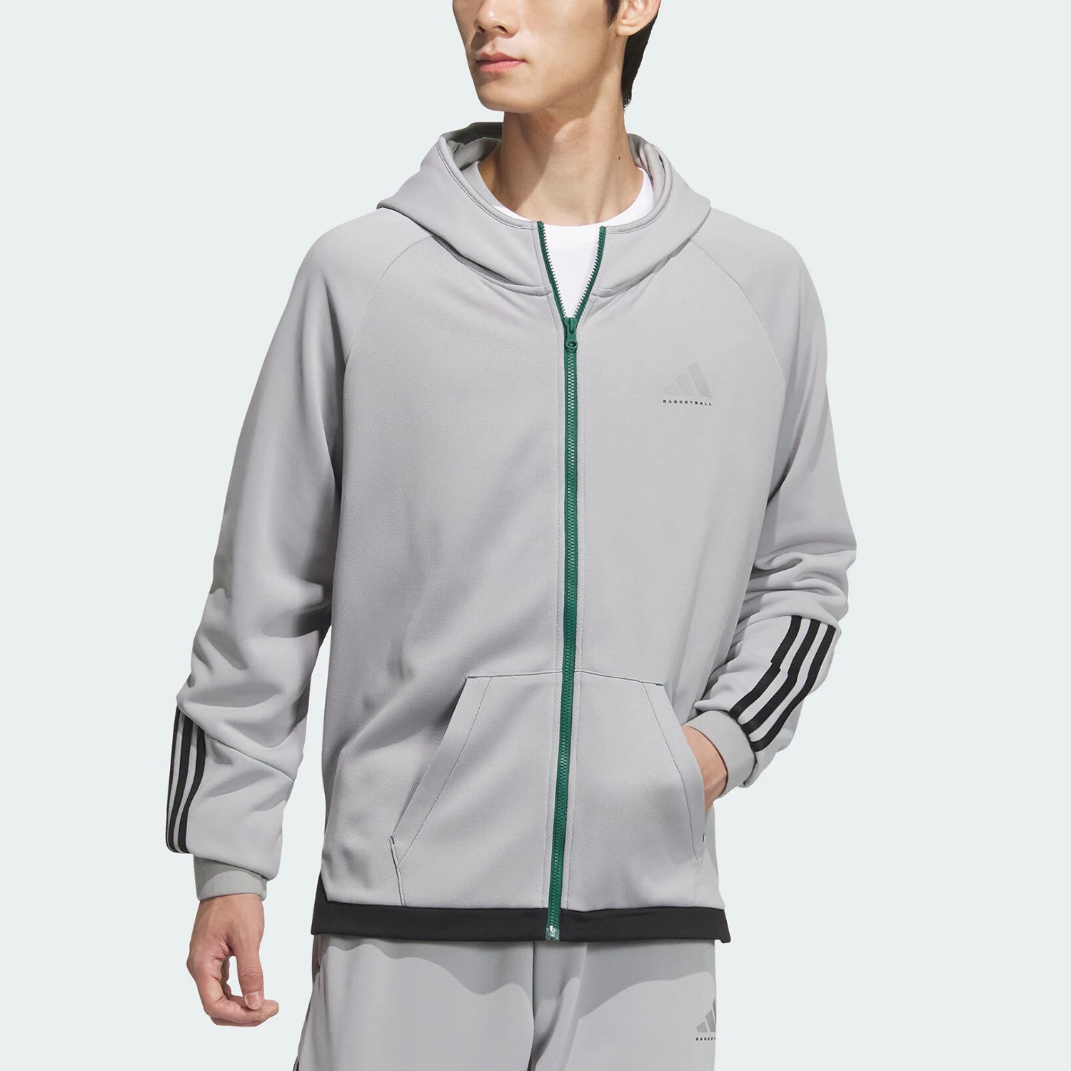 

Adidas подлинная новая мужская баскетбольная спортивная куртка с капюшоном JL7587