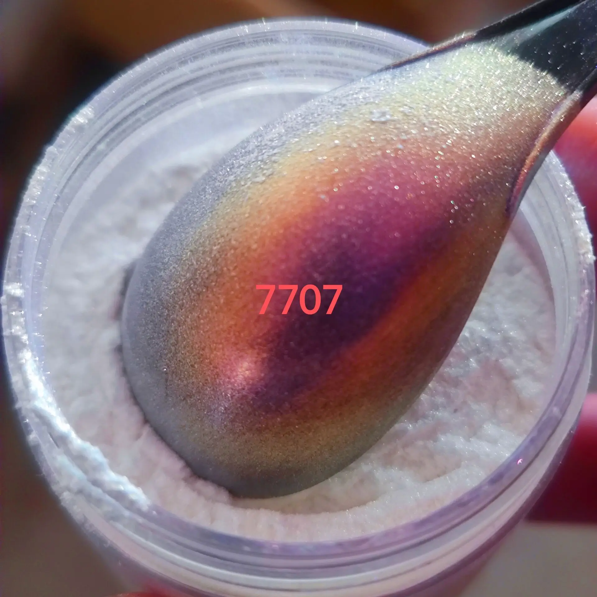 Iridescent White Chameleon Pigment Powder/Color Shifting Mica Powder/ Colorshift Car Paint Pigment Powder 7707